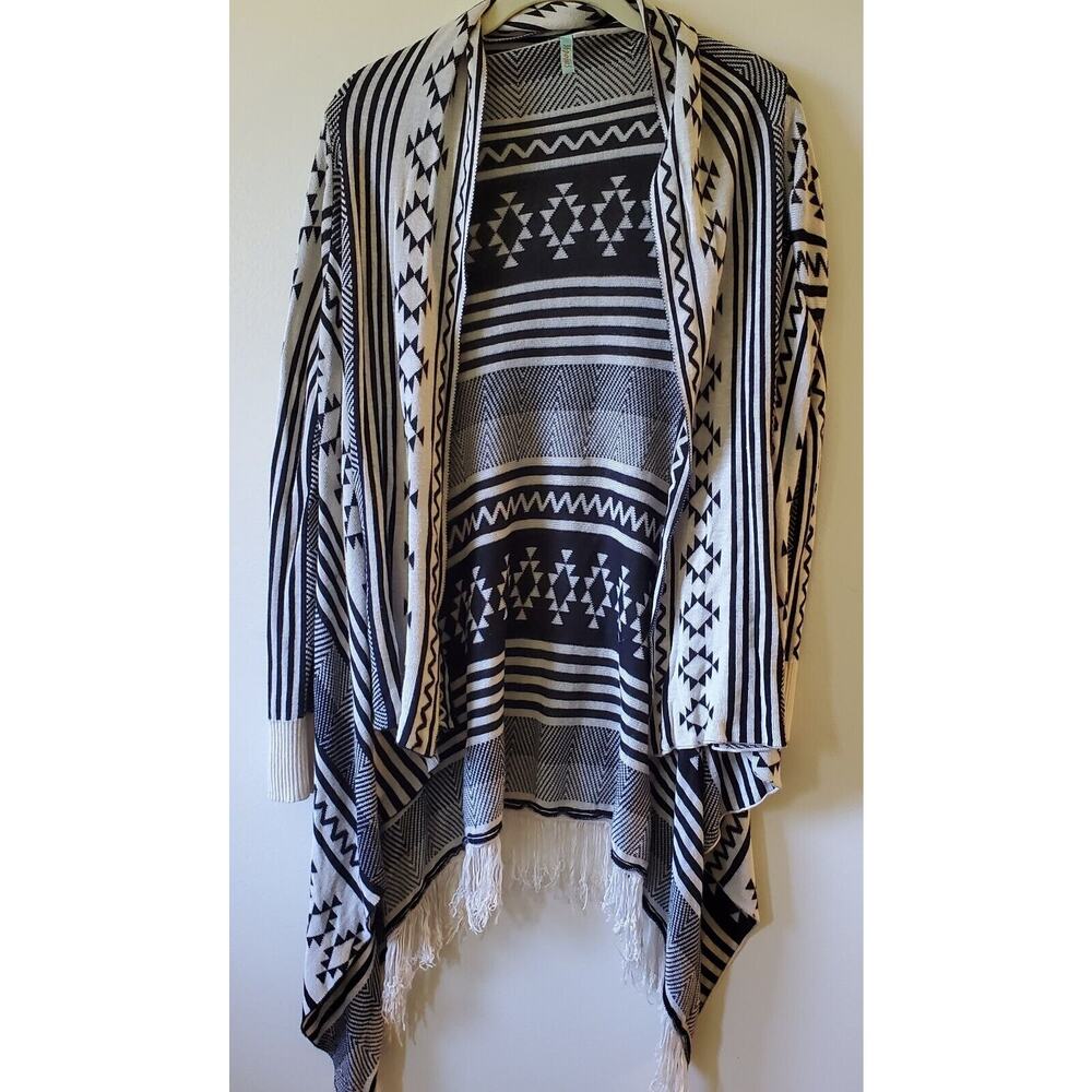 36 Point 5 Women’s L Open Cardigan Wrap Geometric Western Aztec Print Fringe